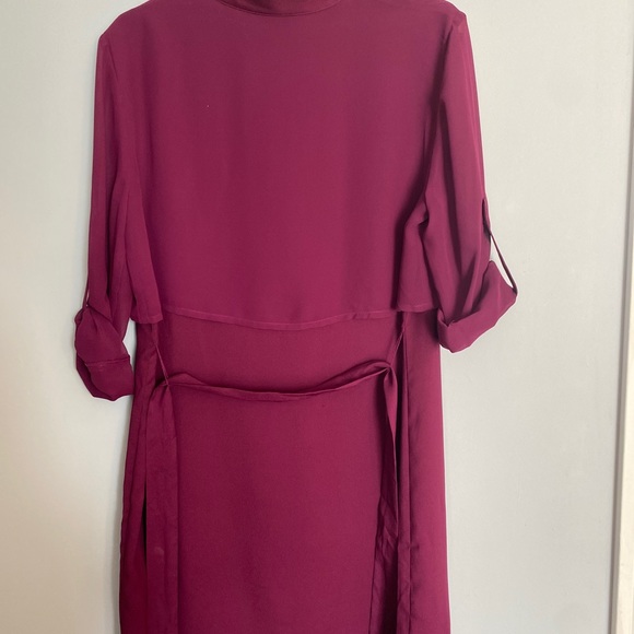 Dress in a burgundy color , soft material and perfect for parties. - Picture 3 of 5